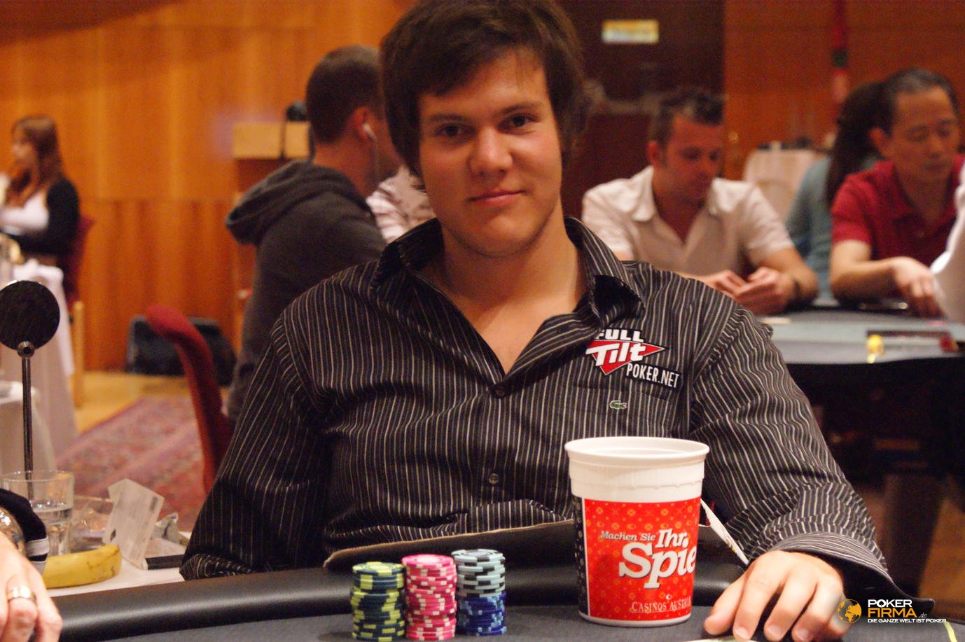Niki Jedlicka aka RealAndyBeal