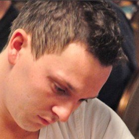 WSOP 2014 Event #35: Sam Trickett obenauf
