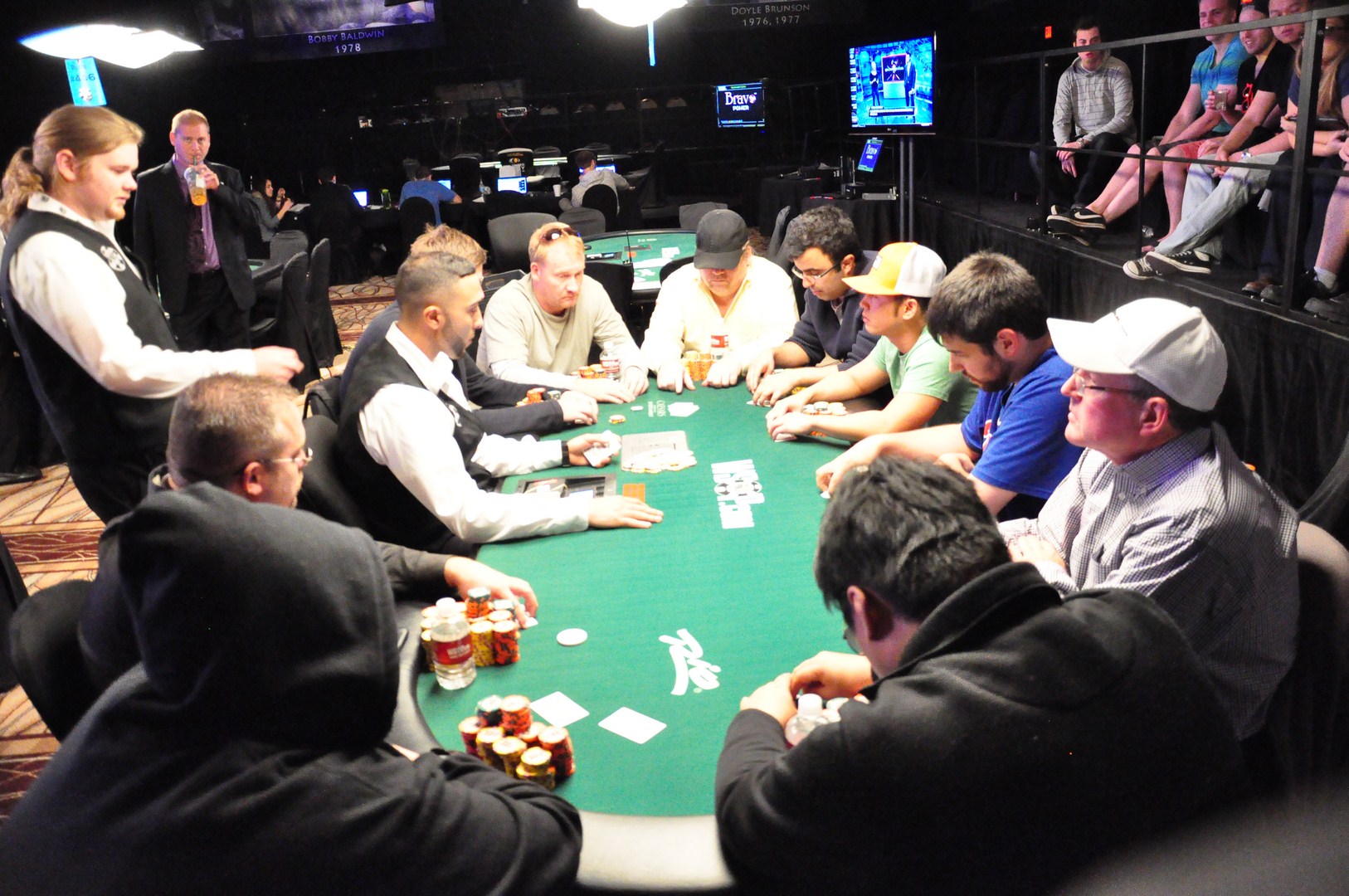 WSOP 2013 Event # 28: Jason Duval holt das Bracelet