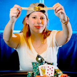 WSOP 2013 Event # 60: Loni Harwood triumphiert beim letzten kleinen NLH