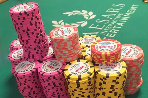 WSOP 2015 Event #62: Ruzicka marschiert in Tag 3