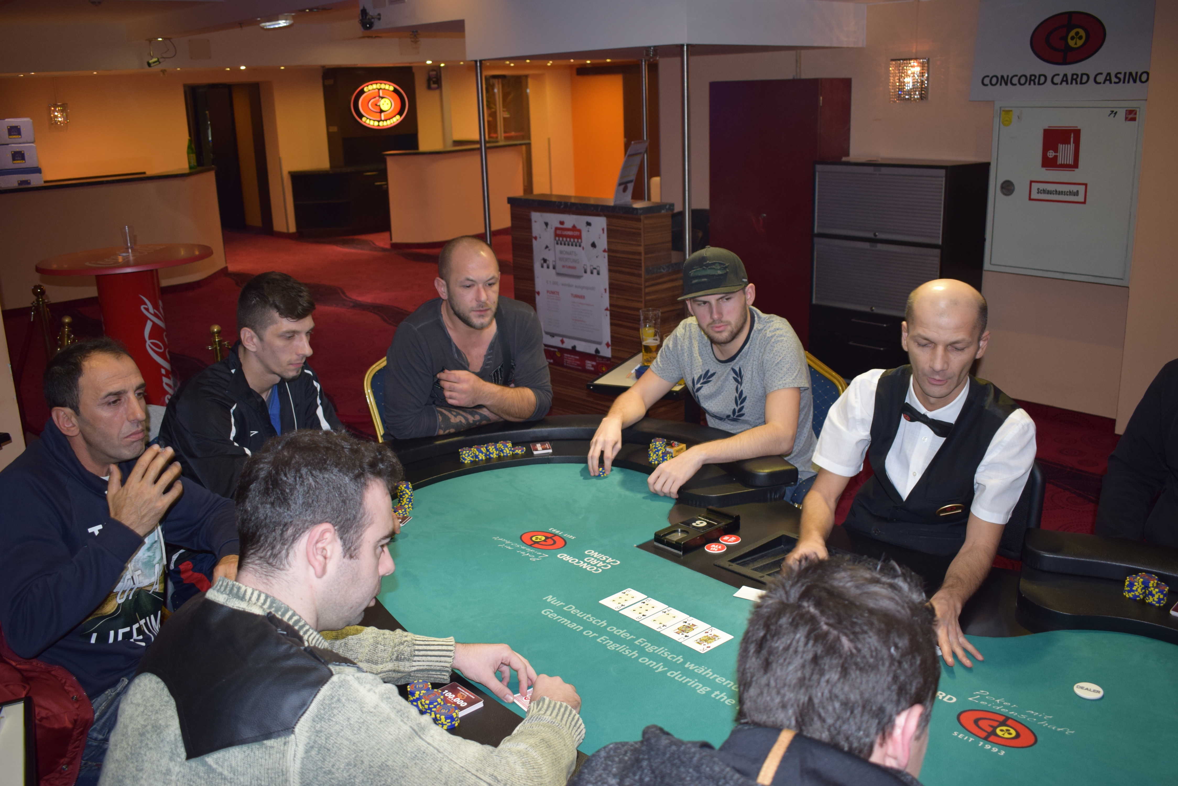 Ilir gewinnt das Happy Tuesday in der Lugner City