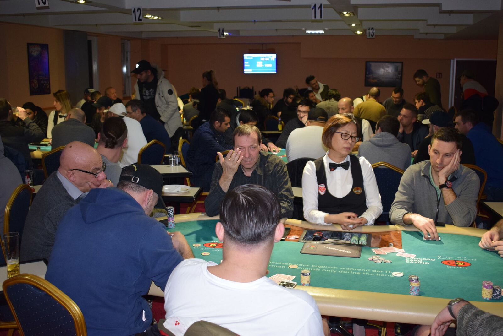 Deal beendet das Monday Special im CCC Lugner City