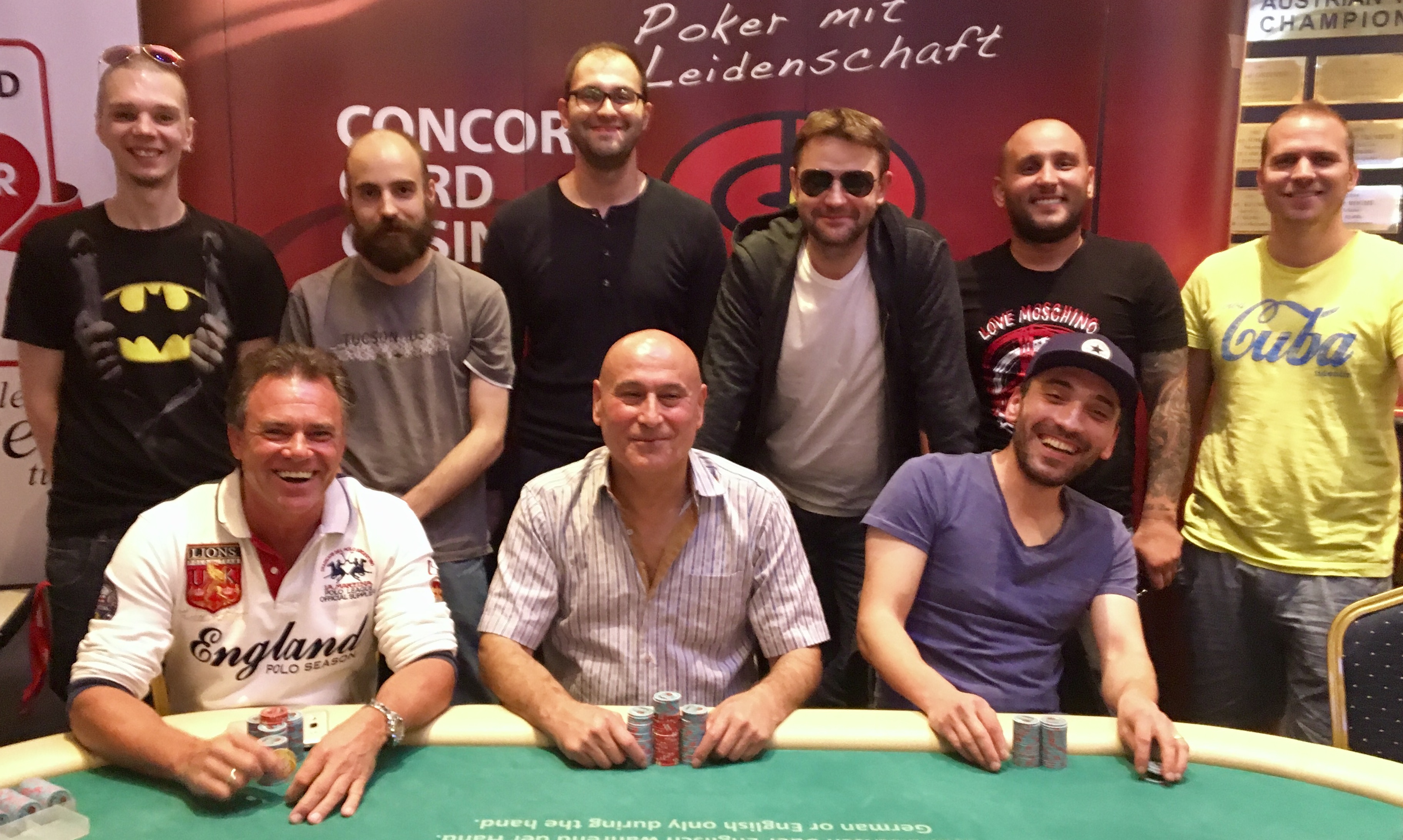 Teilung beim Friday Poker mit Herz Special im CCC Simmering