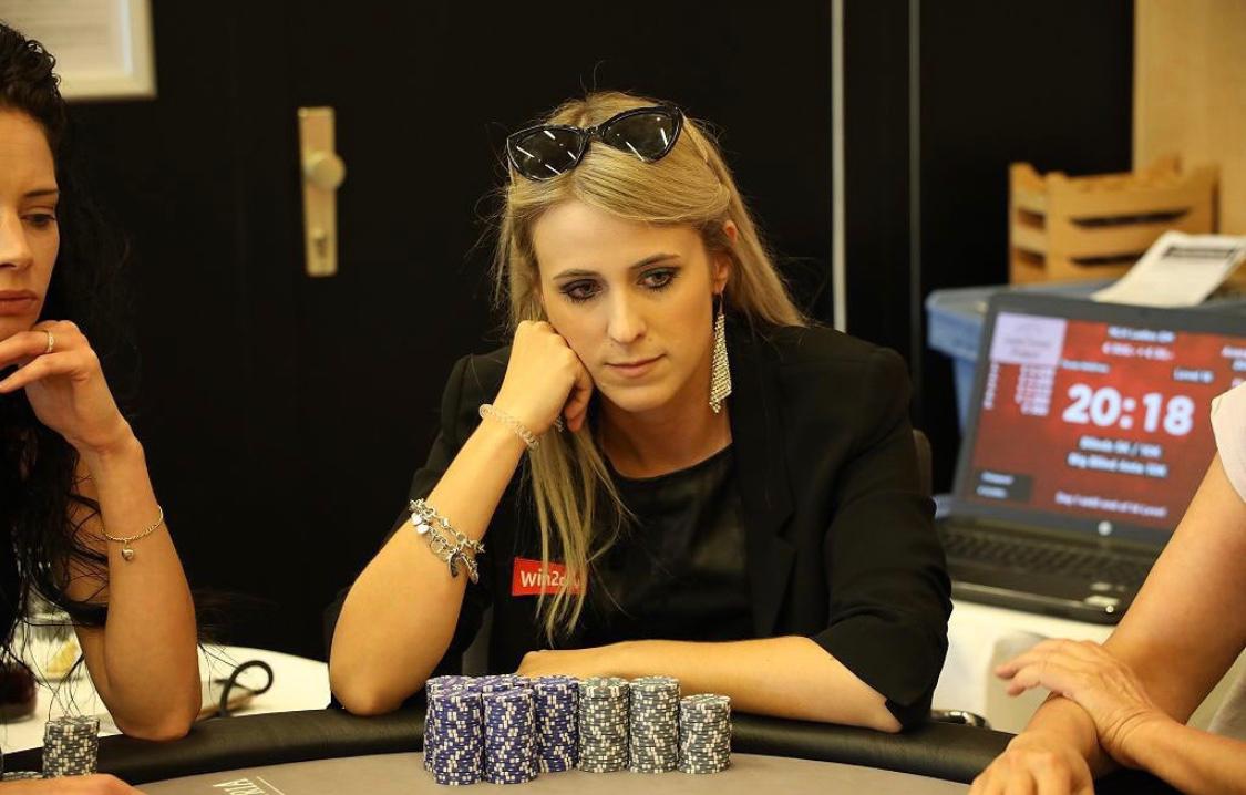 WSOP:  Ilija Savevski und Jessica Teusl beim NLHE 6-Max in Day 2