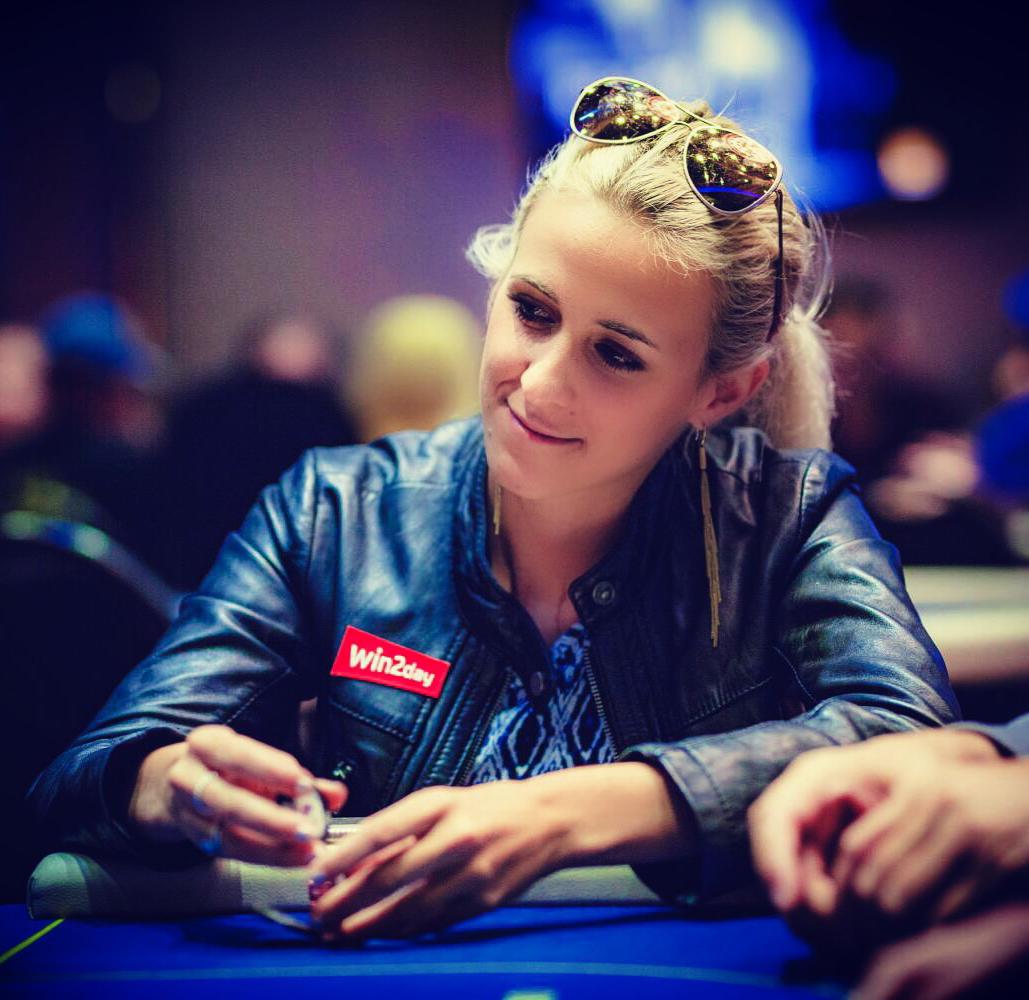 win2day.at: Jessica Teusl schnappt sich das Big Stack Series Main Event
