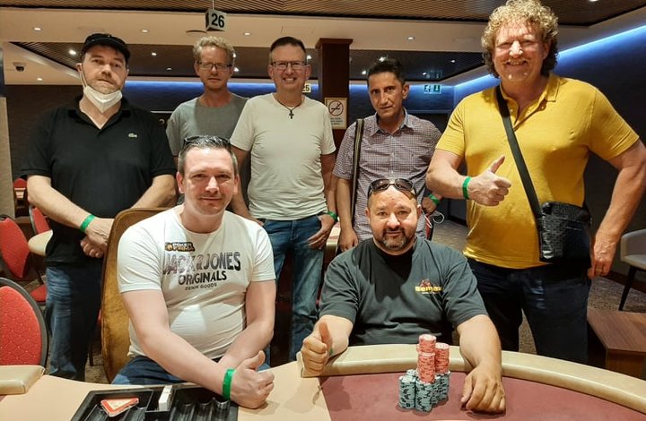 Grand Casino Aš:  7-Way Deal entscheidet das Saturday Deepstack