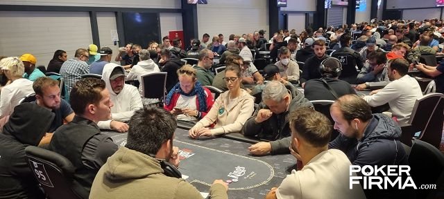King’s: Ahmad Achegsei dominiert beim WSOPC Main Event