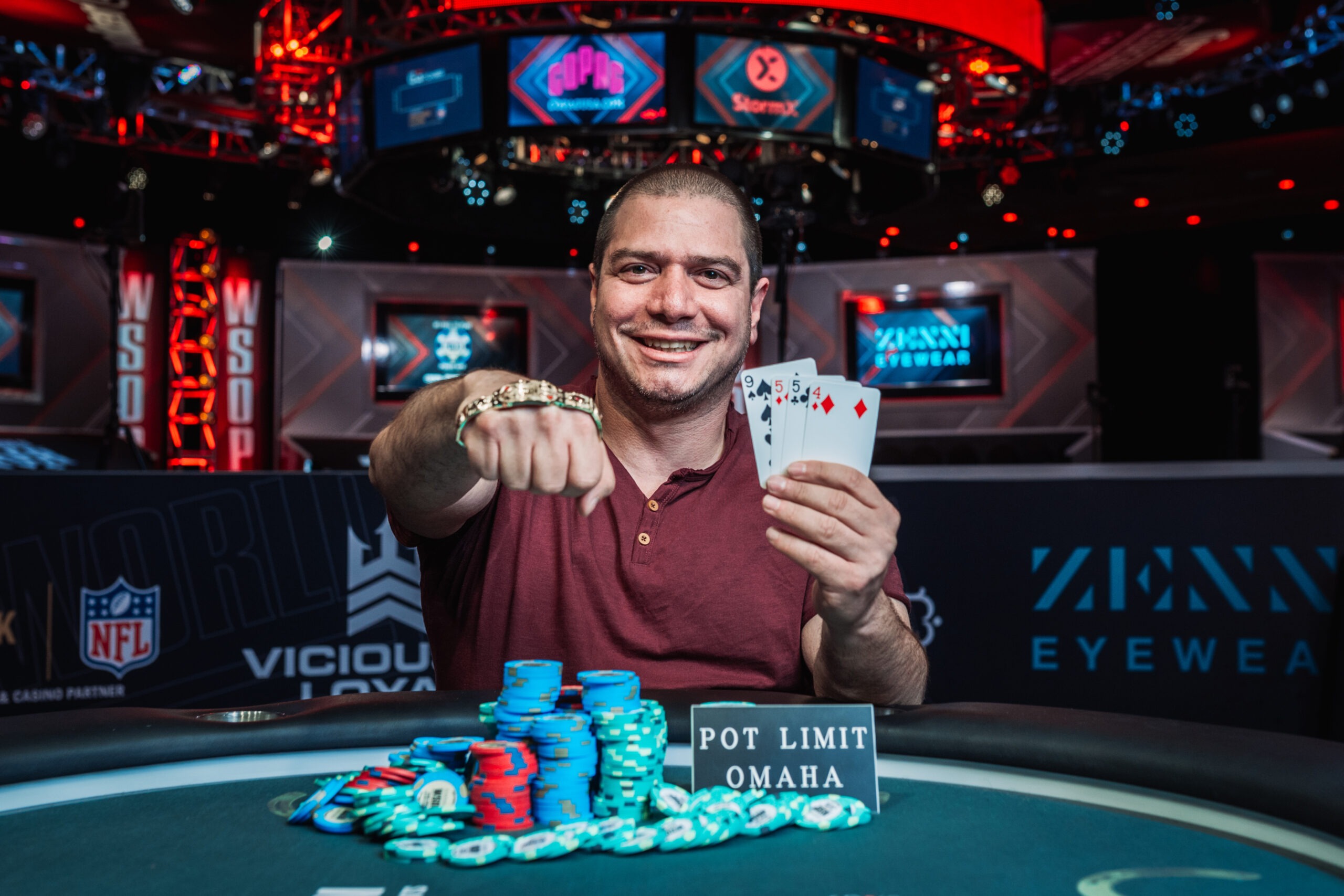 WSOP 2022 #48: Menikos Panagiotou holt das kleine Eight Game mix
