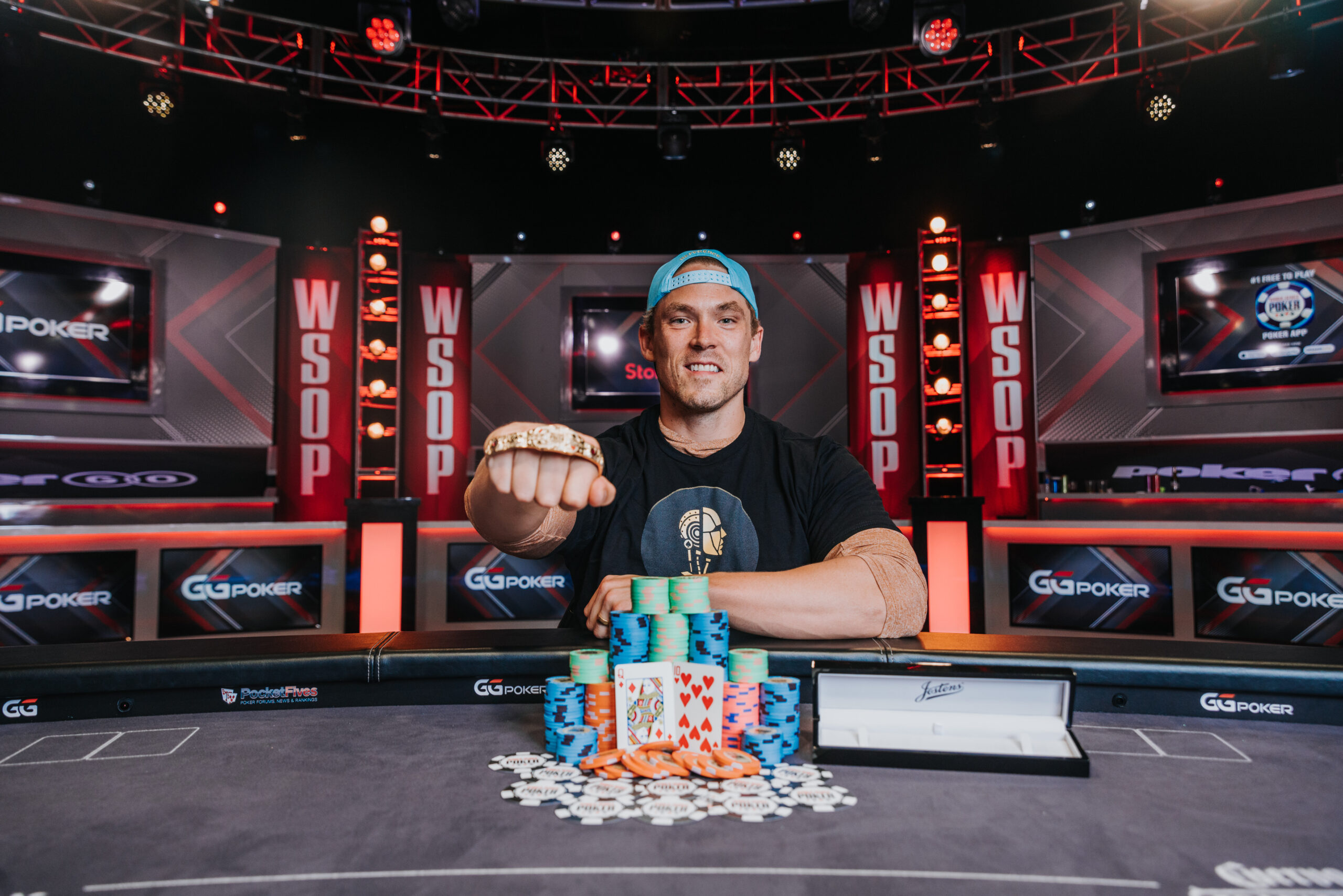 WSOP 2022 #50: Alex Foxen triumphiert beim $250k Super High Roller