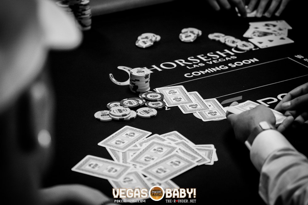 WSOP 2022 #40: Prominentes Feld auch beim 10k Seven Card Stud Hi-Lo 8 or Better