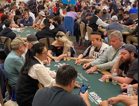 WSOP 2022 #55: Team-Action!
