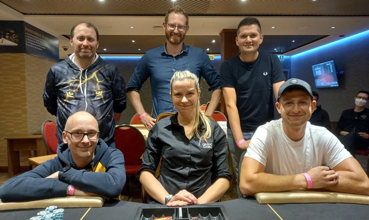 Grand Casino Aš: 5-Way Deal beendet das Megastack