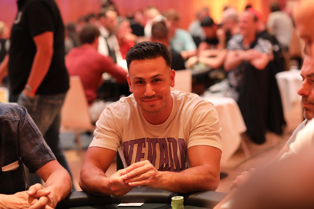 Poker EM: Adi Rajkovic führt beim High Roller