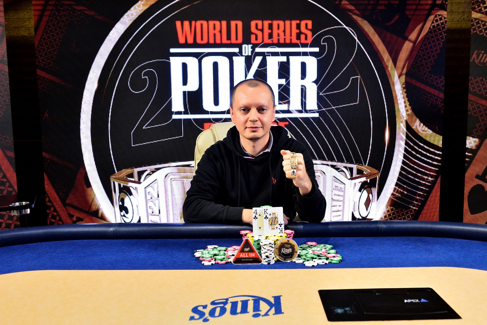 King’s WSOPE: Ilija Savevski holt das Mini Main Event