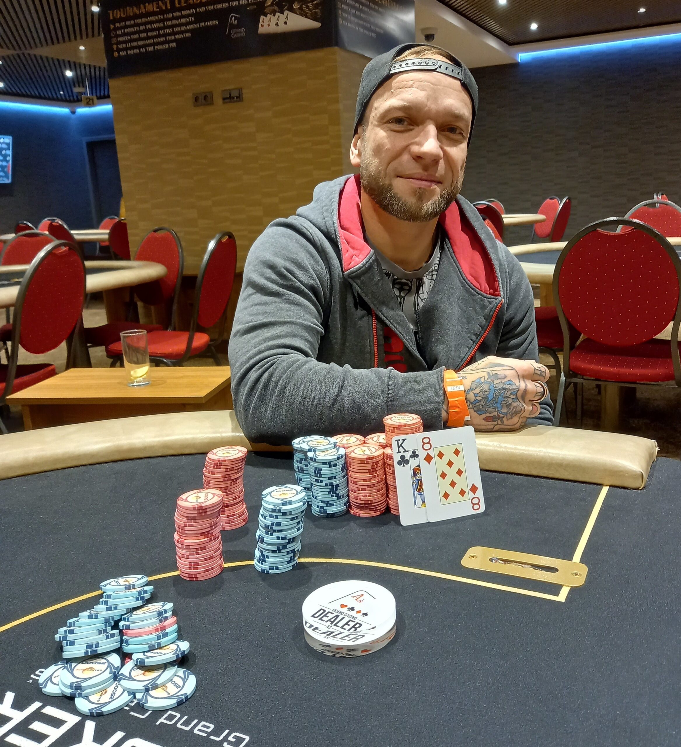 Grand Casino Aš: Tobias Krüger gewinnt das Friday 7k