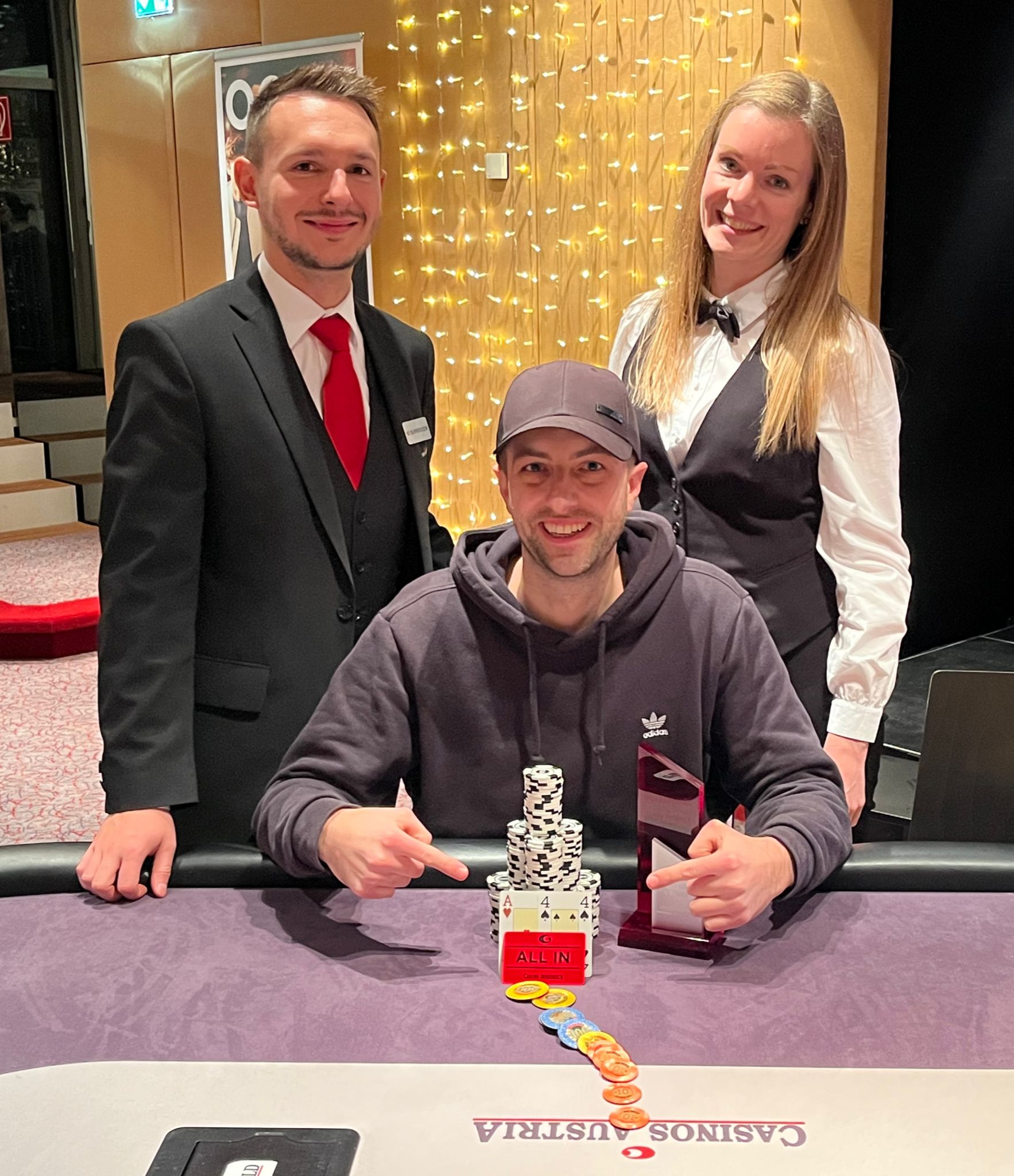 Pokermania Innsbruck: Matthias Baumgartner siegt zum Auftakt