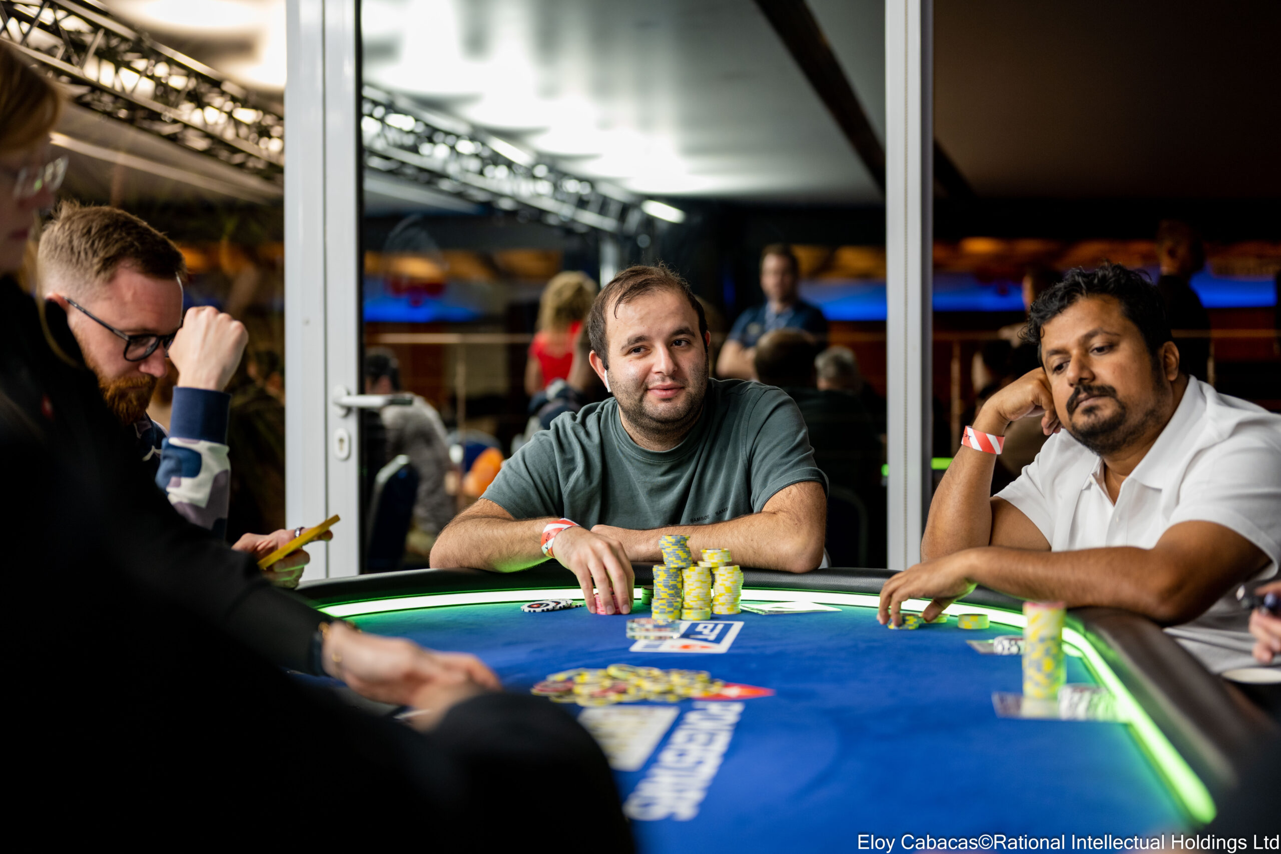 PokerStars EPT Monte-Carlo: Kayhan Mokri führt auch beim € 100k Super High Roller