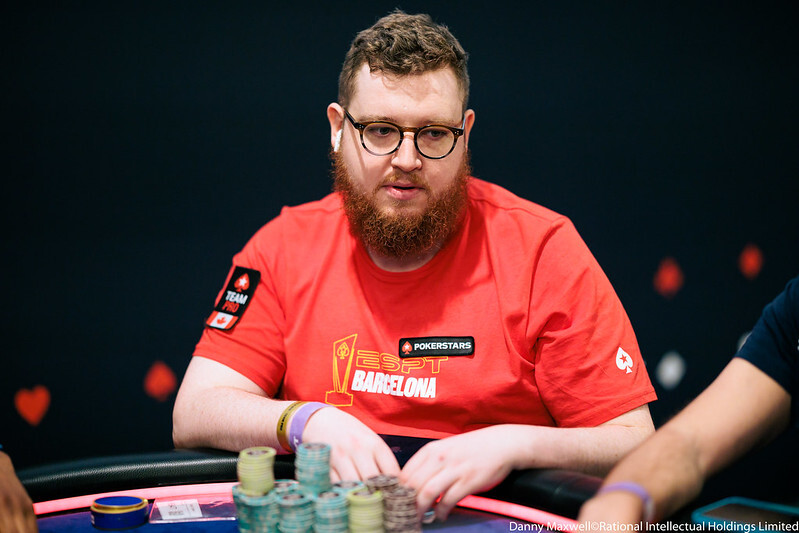 EPT Barcelona: Parker Talbot unter den Chipleadern beim ESPT Main Event