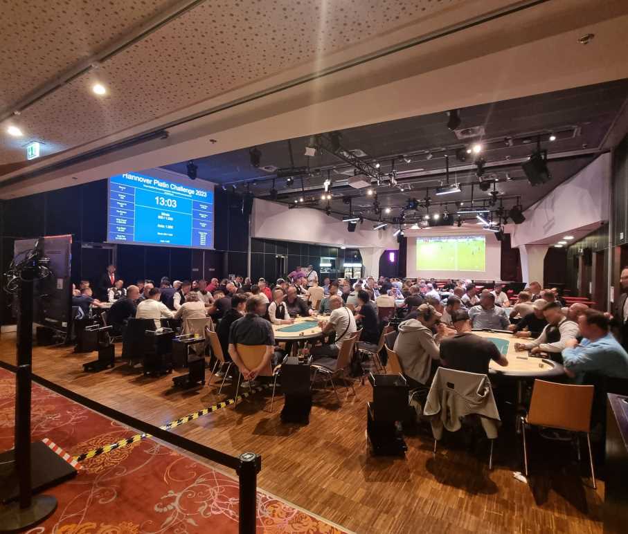 Spielbank Hannover: Volles Haus zum Start in die Poker Challenge Platin