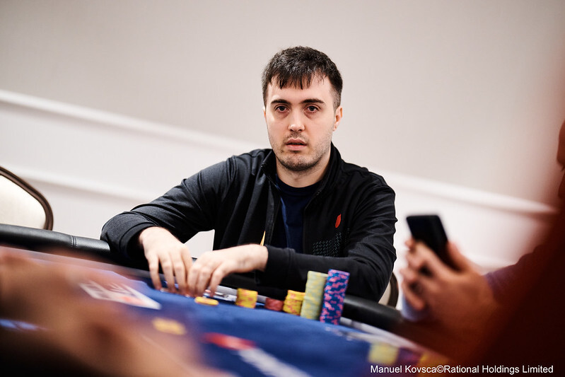 EPT Zypern: Paulius Plausinaitis führt auch beim $50k Super High Roller