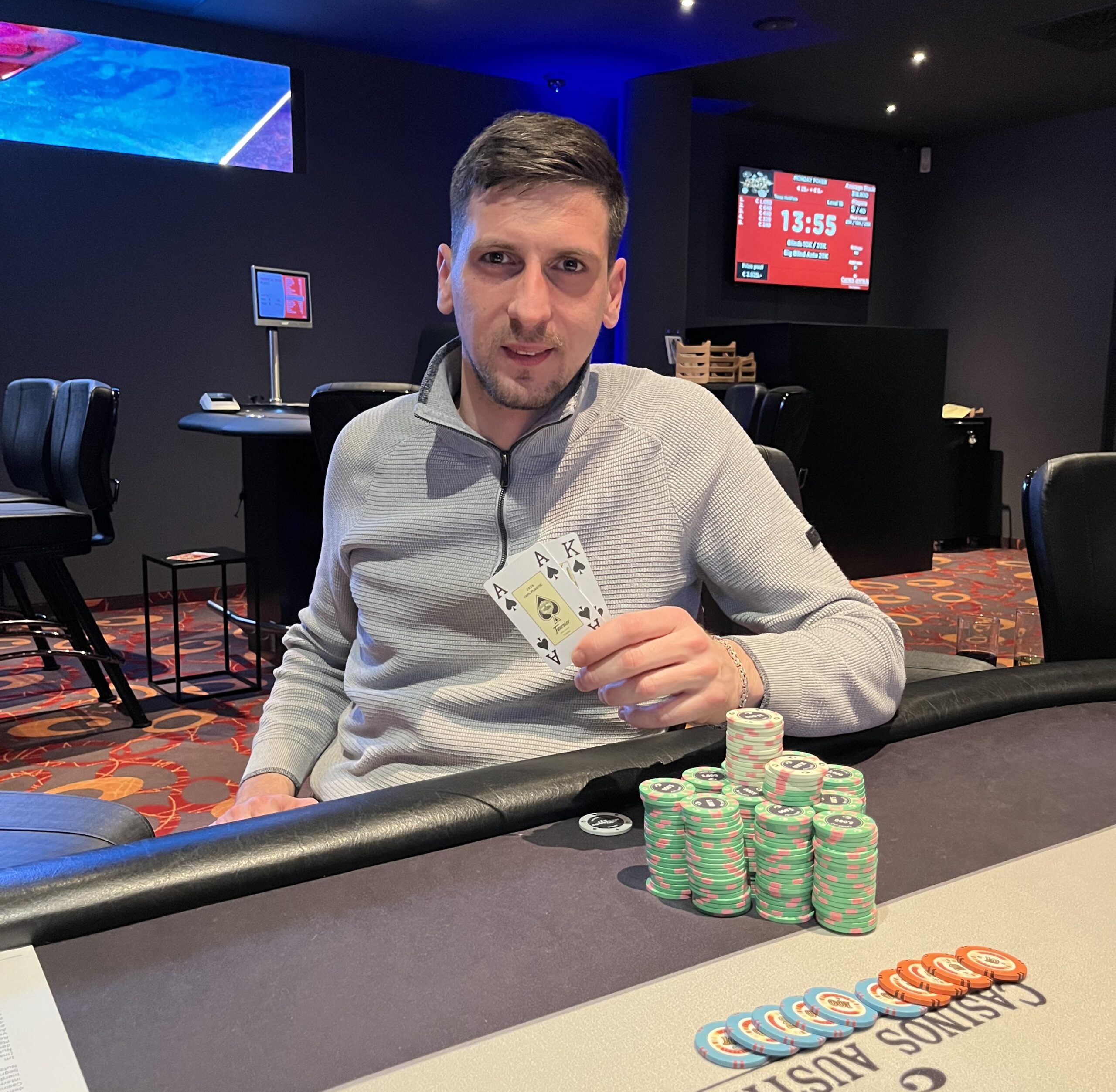 Casino Linz: Erneuter Sieg für Roland Vickos beim Low Budget Monday