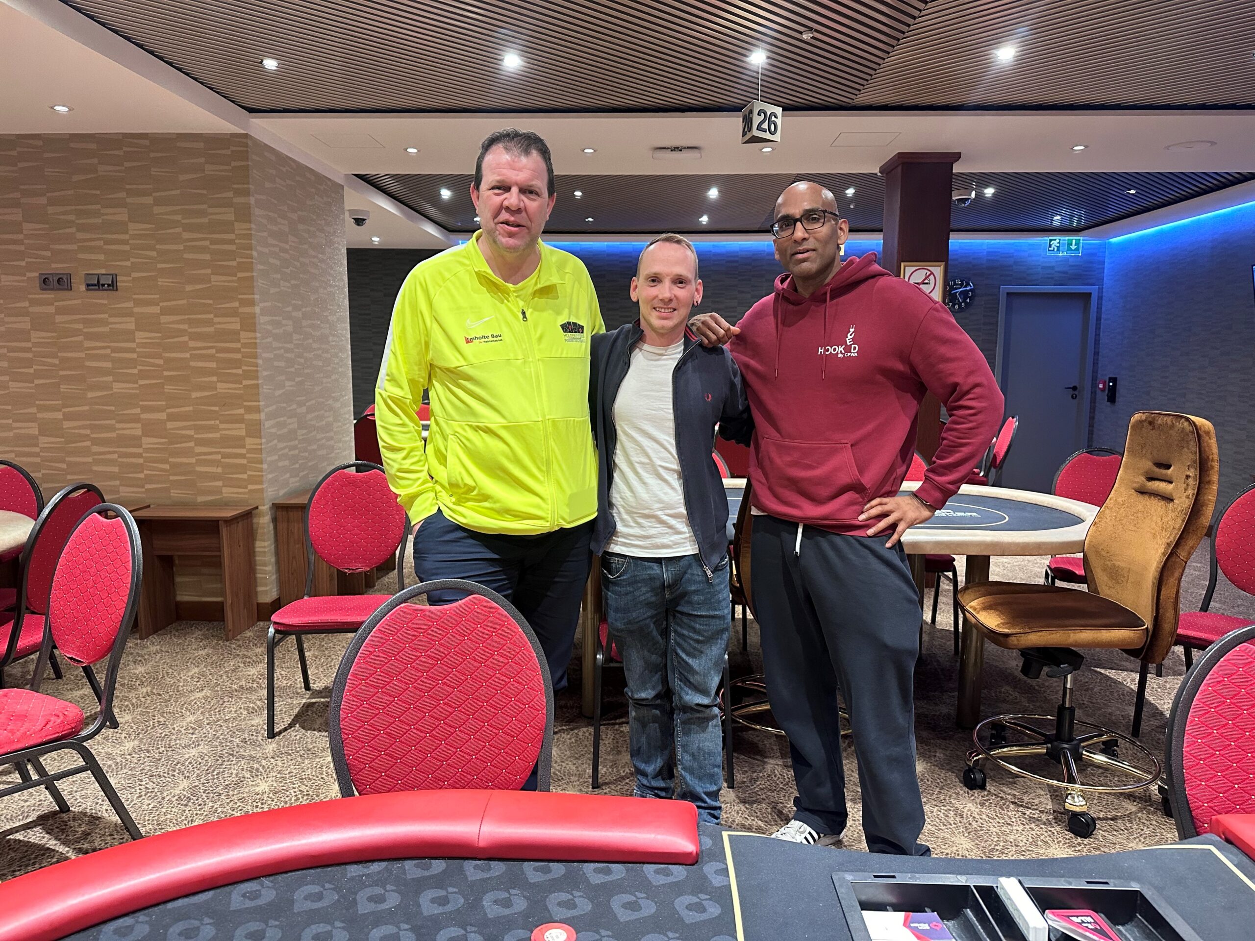 Grand Casino Aš: Deals beenden die Poker Giants Side Events