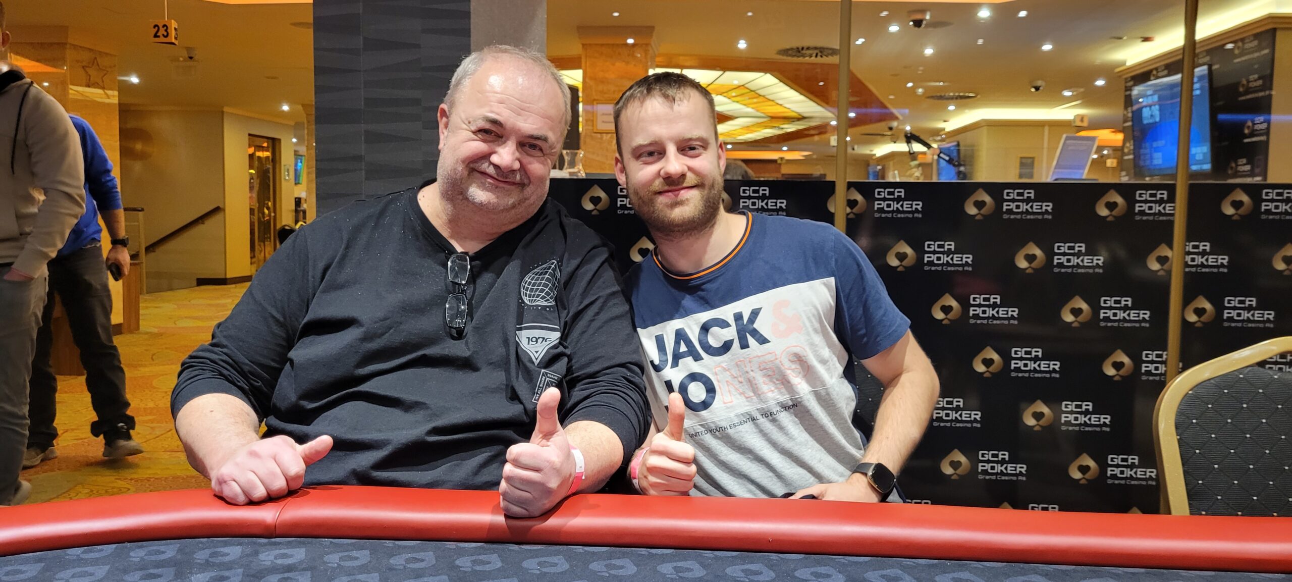 Grand Casino Aš: Nico Öhlmann und Eugeniu Corom teilen beim Friday 7k