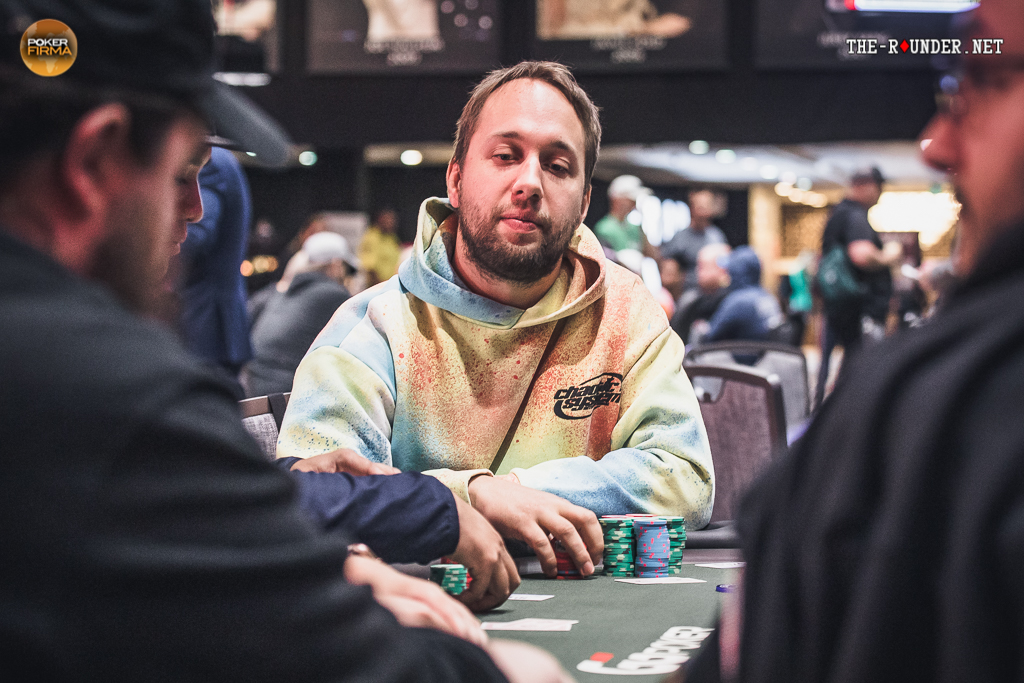 WSOP: Fabian Rolli beim Double Board Bomb Pot obenauf