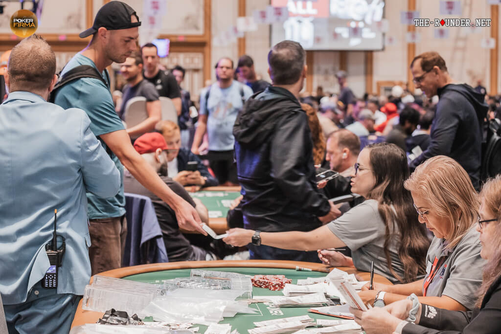 WSOP: Robert Haigh und Oliver Schulze im $777 Lucky 7s weiter
