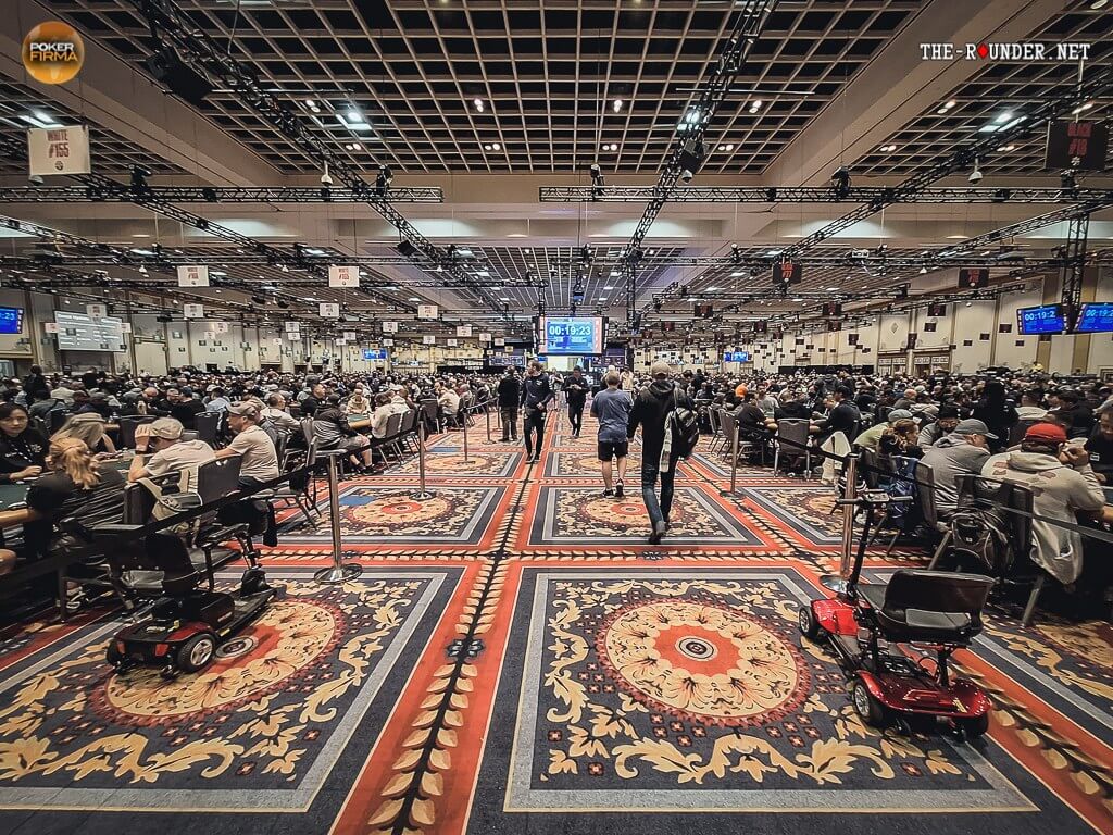 WSOP: Lukas Hafner als Big Stack im $777 Lucky 7’s