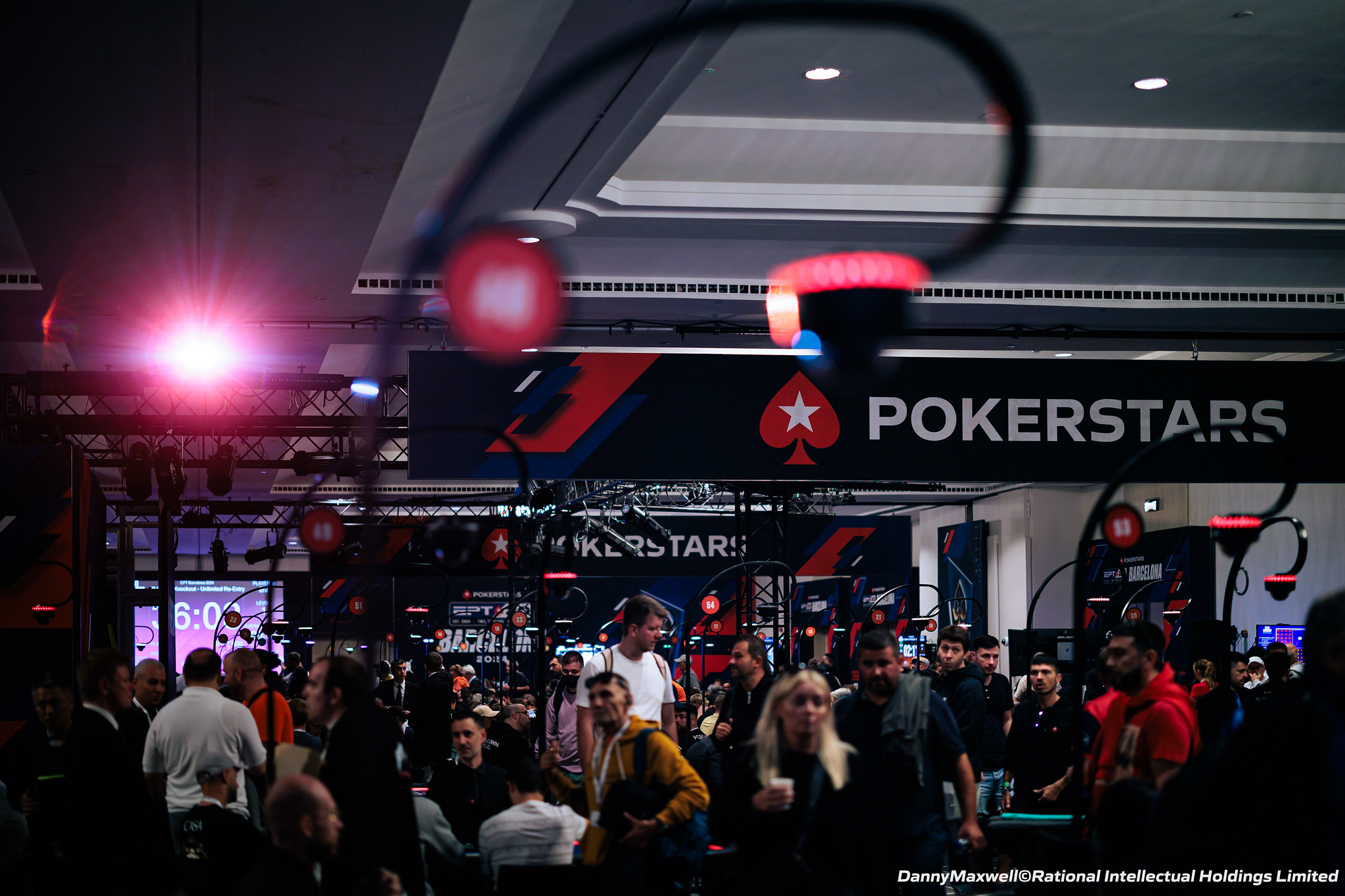 EPT Barcelona: Berthold Winz greift nach dem Estrellas High Roller Titel
