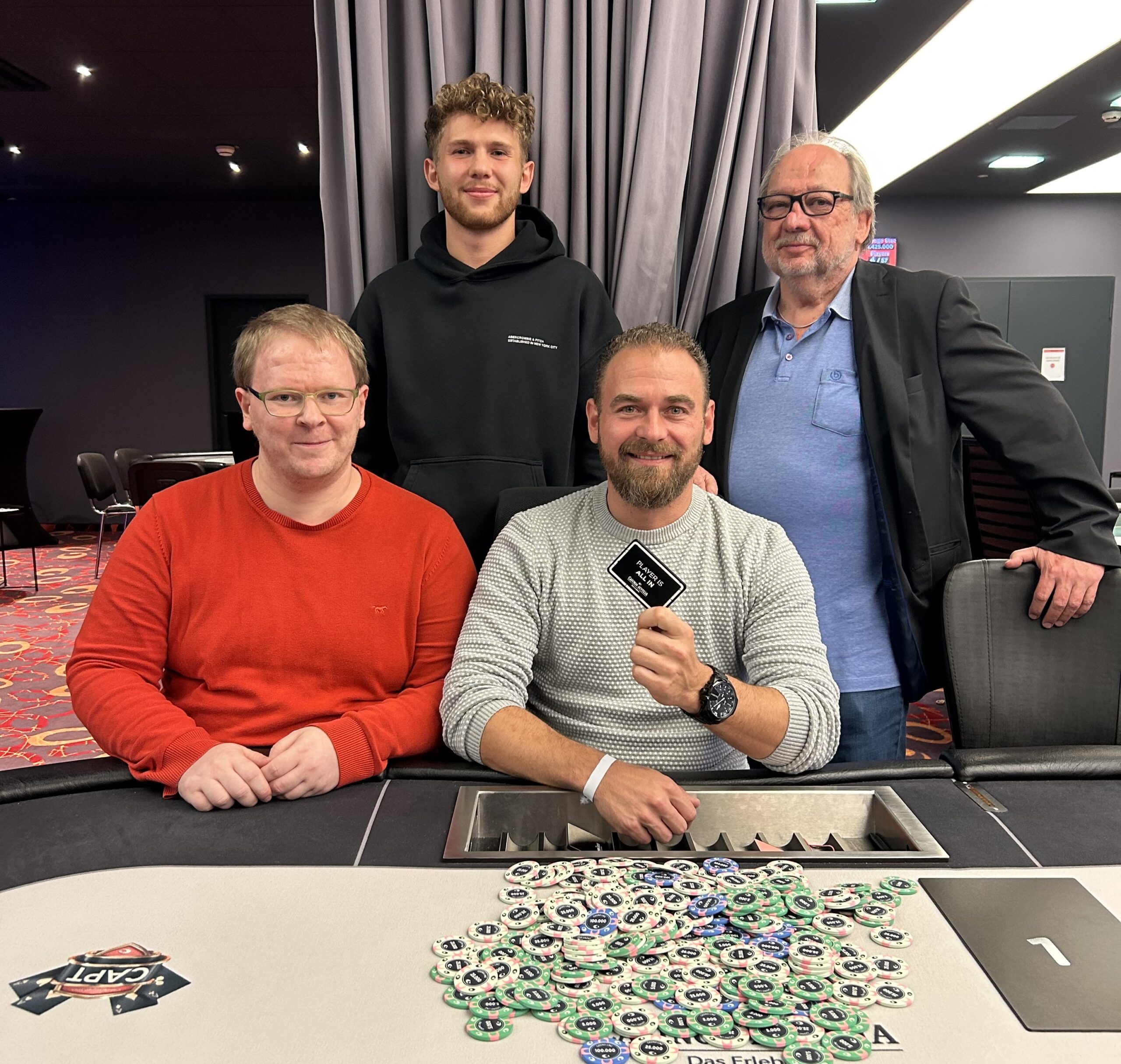 Casino Linz: Manuel Hofer gewinnt das  Pokermania Freezeout