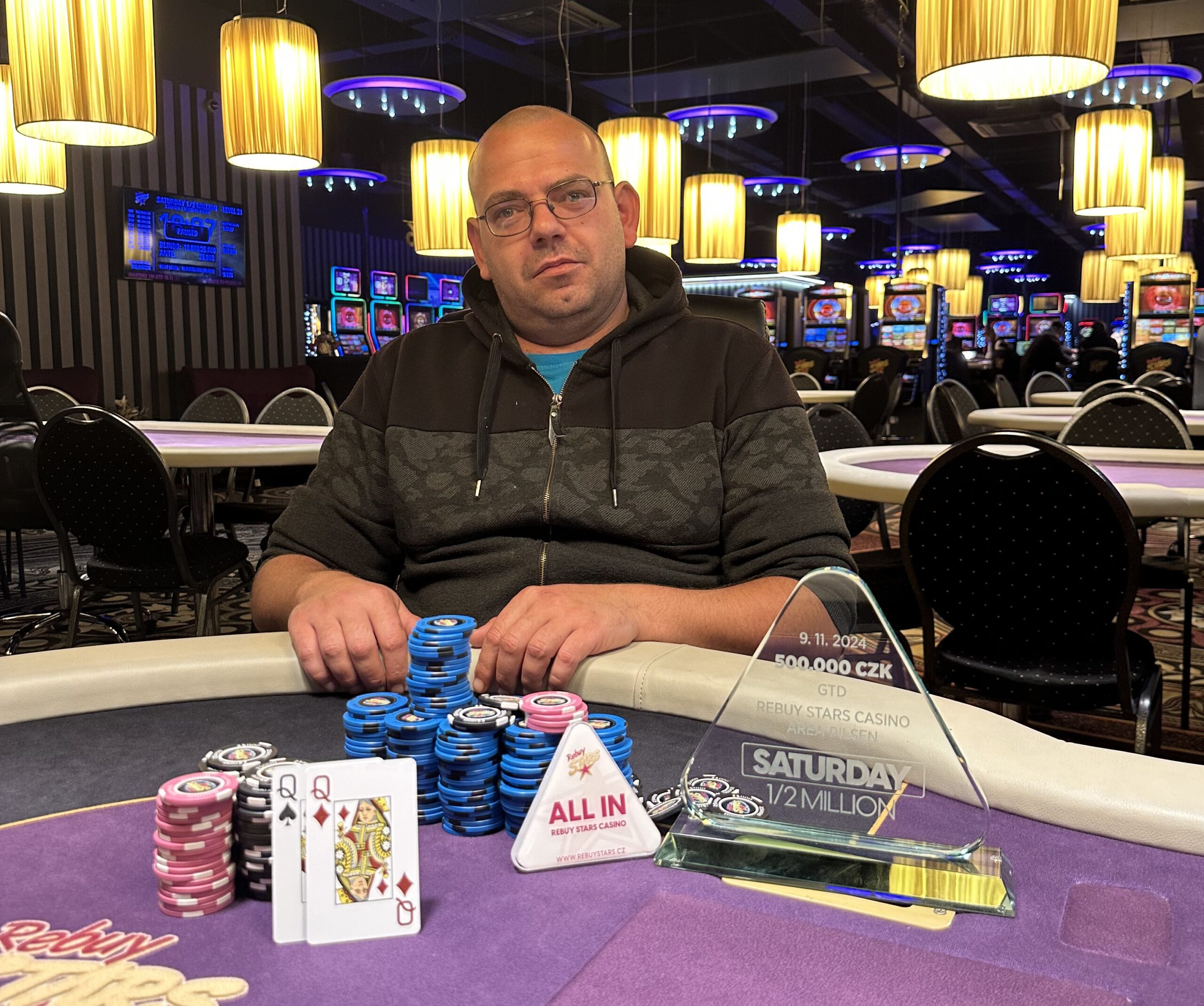 Rebuy Stars Casino: Satter Overlay beim Saturday 20k