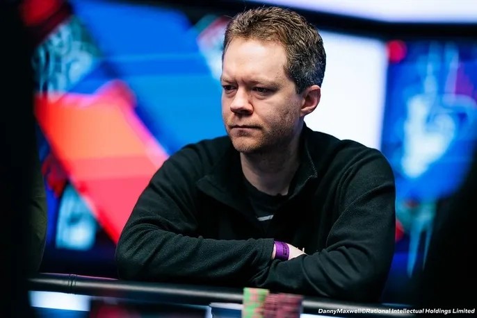 EPT Prag: Anton „WhatIfGod“ Bergstrom jagt dritten Titel