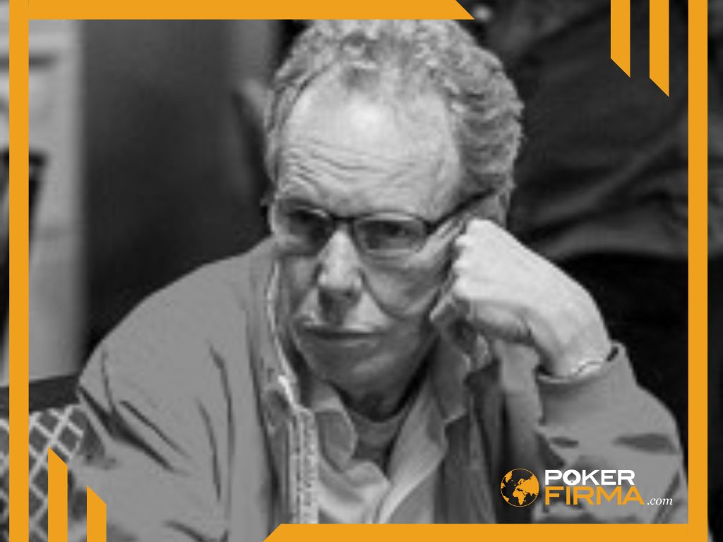 John Strzemp II am Pokertisch.