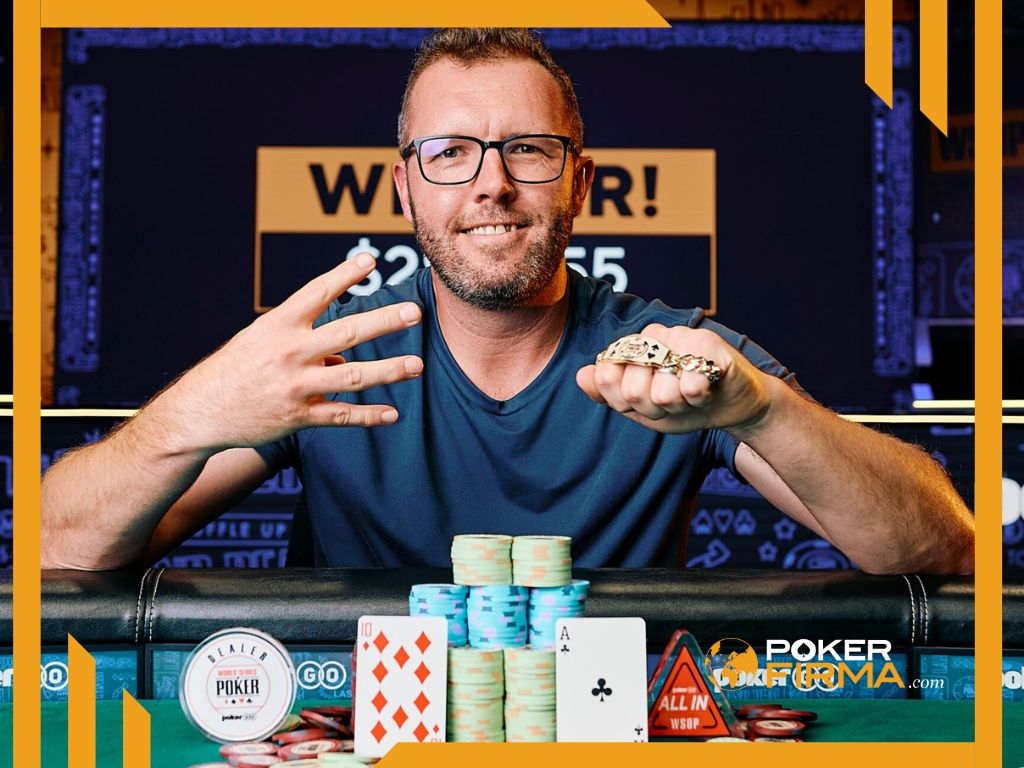 Ian Johns nach seinem Sieg bei der WSOP 2025.