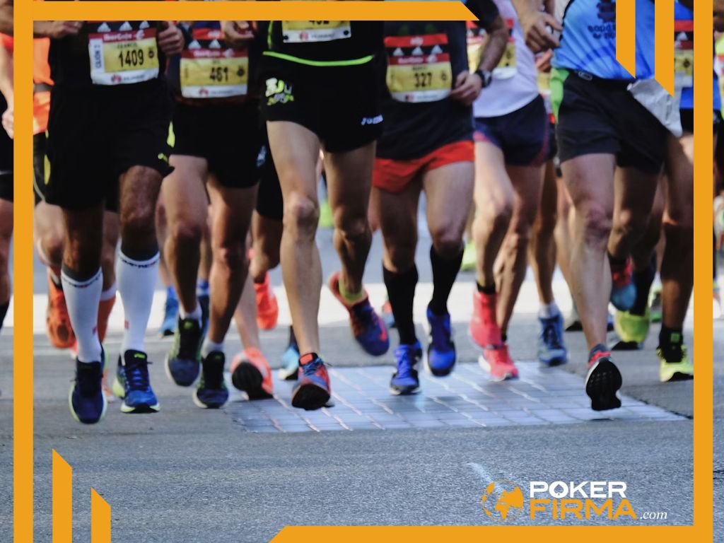 Beine von Marathonläufern.