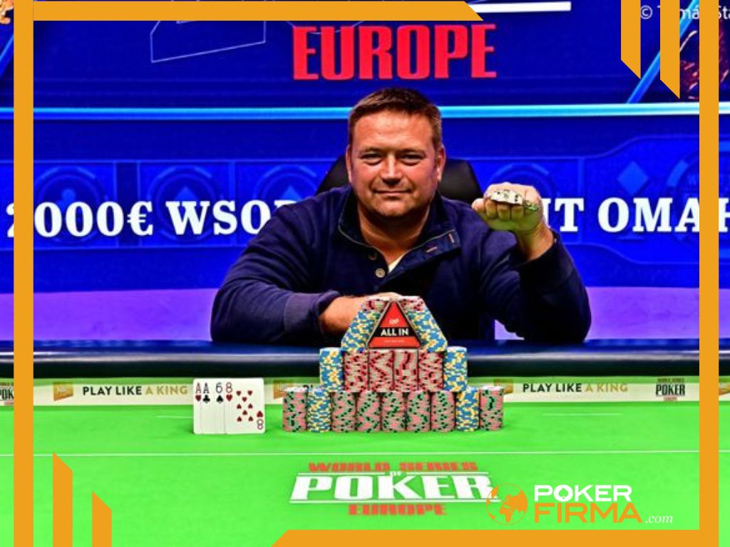 Dusan Despotovic nach seinem Sieg bei der WSOPE.