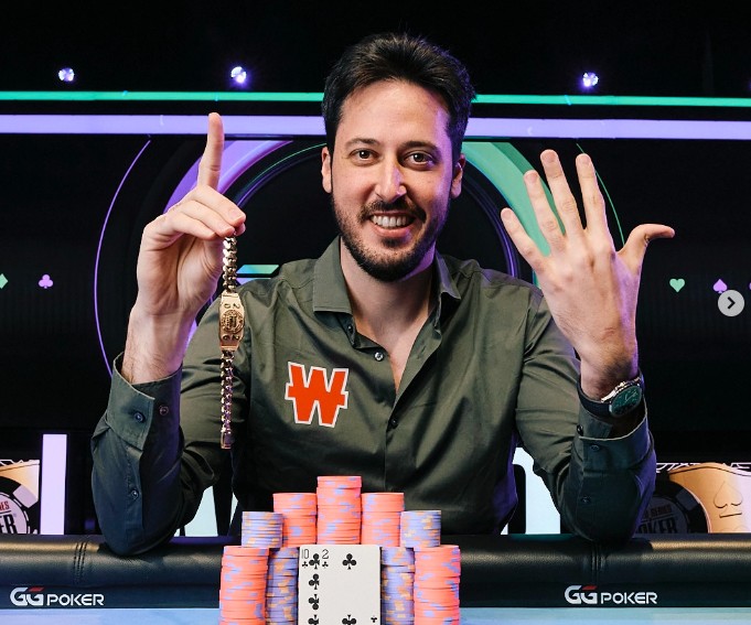 WSOP: Adrian Mateos schreibt Poker-Geschichte – und gewinnt $4,3 Millionen beim $250k Super High Roller