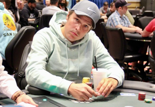 WSOP $25.000 PLO High Roller: Eelis Parssinen führt Final Table an und kämpft um $2,16 Millionen