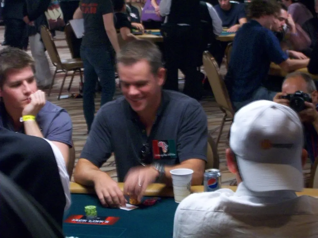 Matt Damon spielt bei einem Promi-Pokerturnier der World Series of Poker im Rio Casino in Las Vegas.