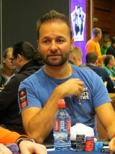 ept_prag_1a_negreanu
